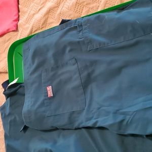 Cherokee scrubs set